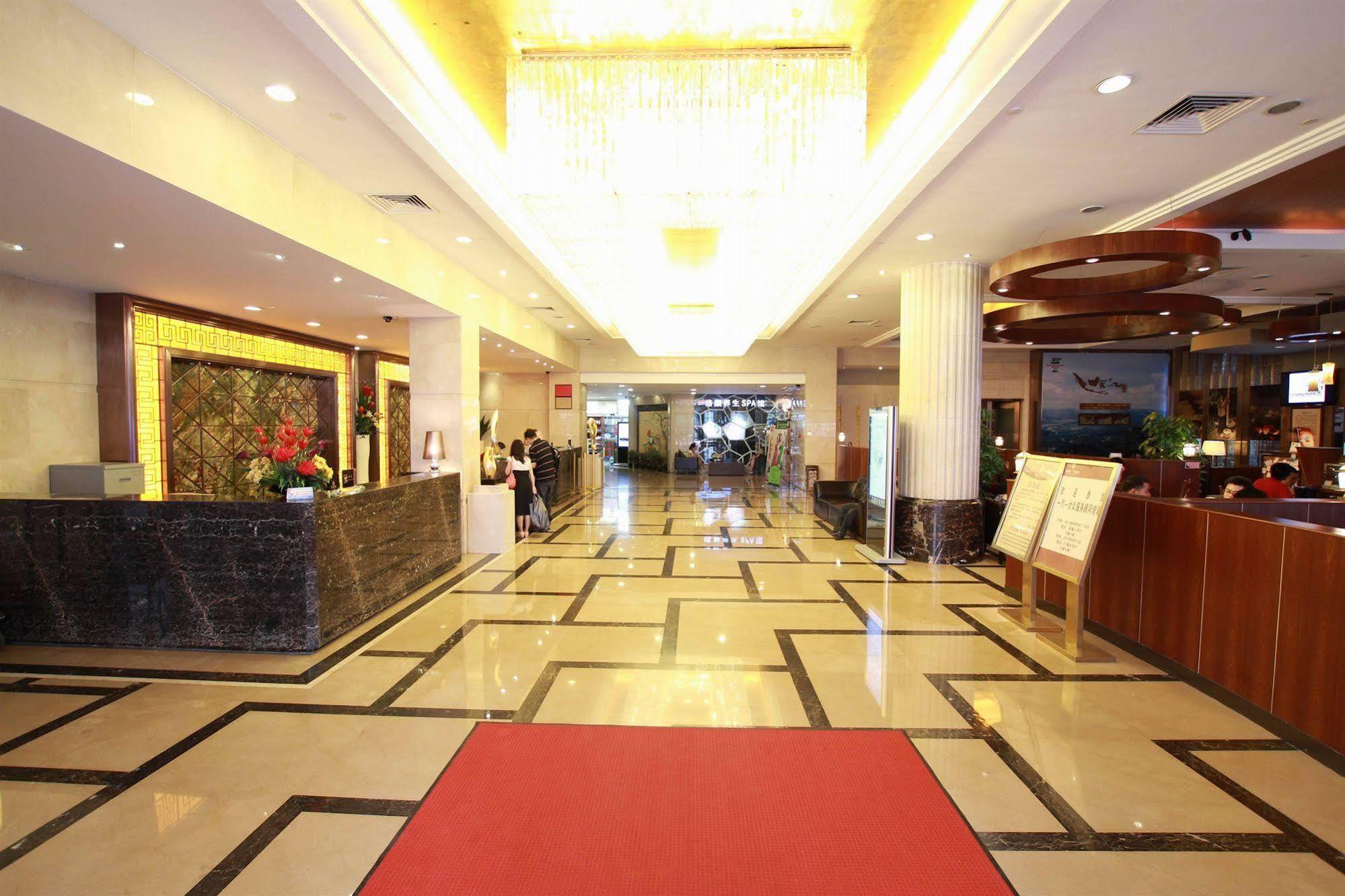 גואנגג'ואו Fortune Hotel מראה חיצוני תמונה